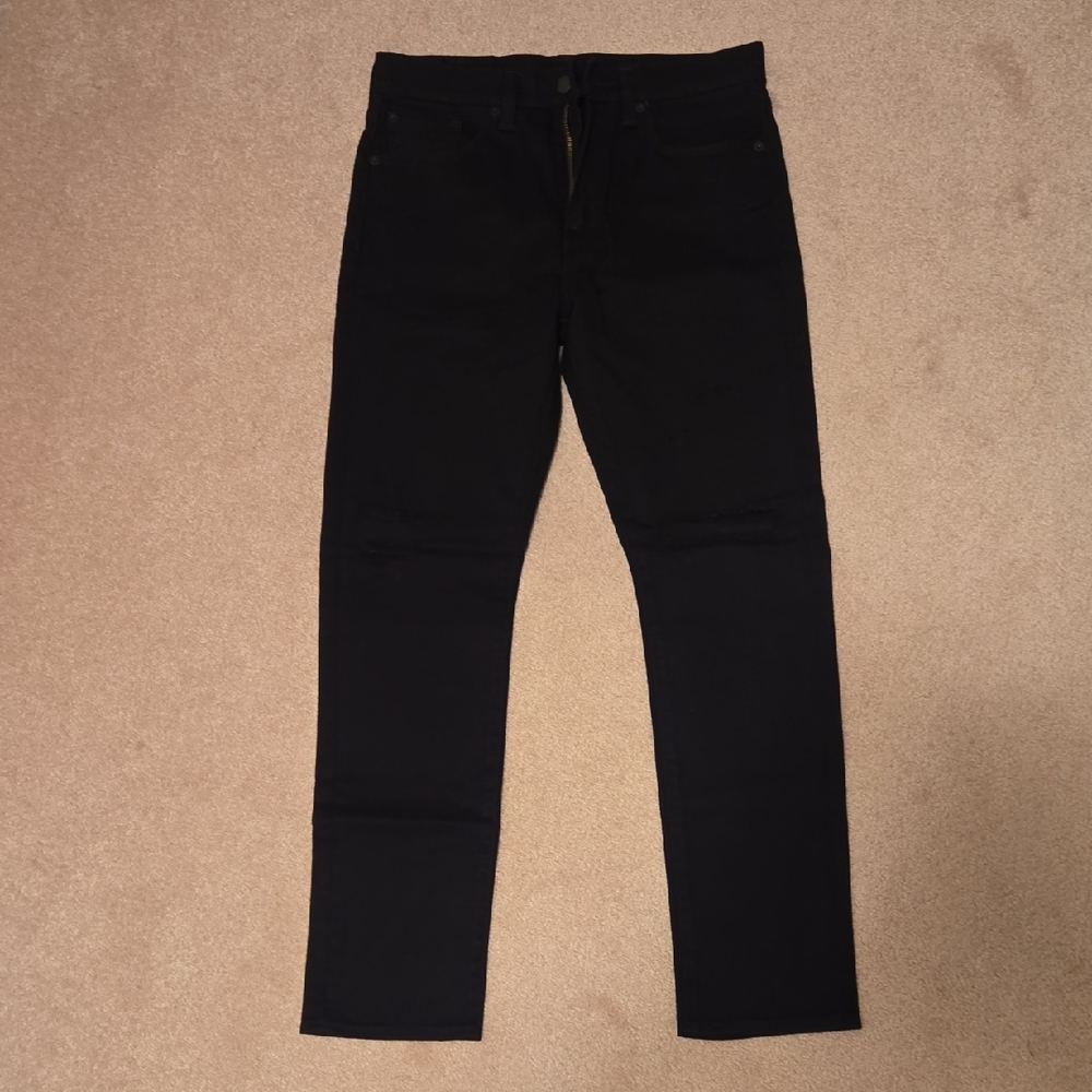 Stylish Distressed Black Slim Fit Jeans for Men